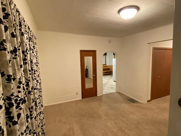 310 W Edgington St — Photo 17