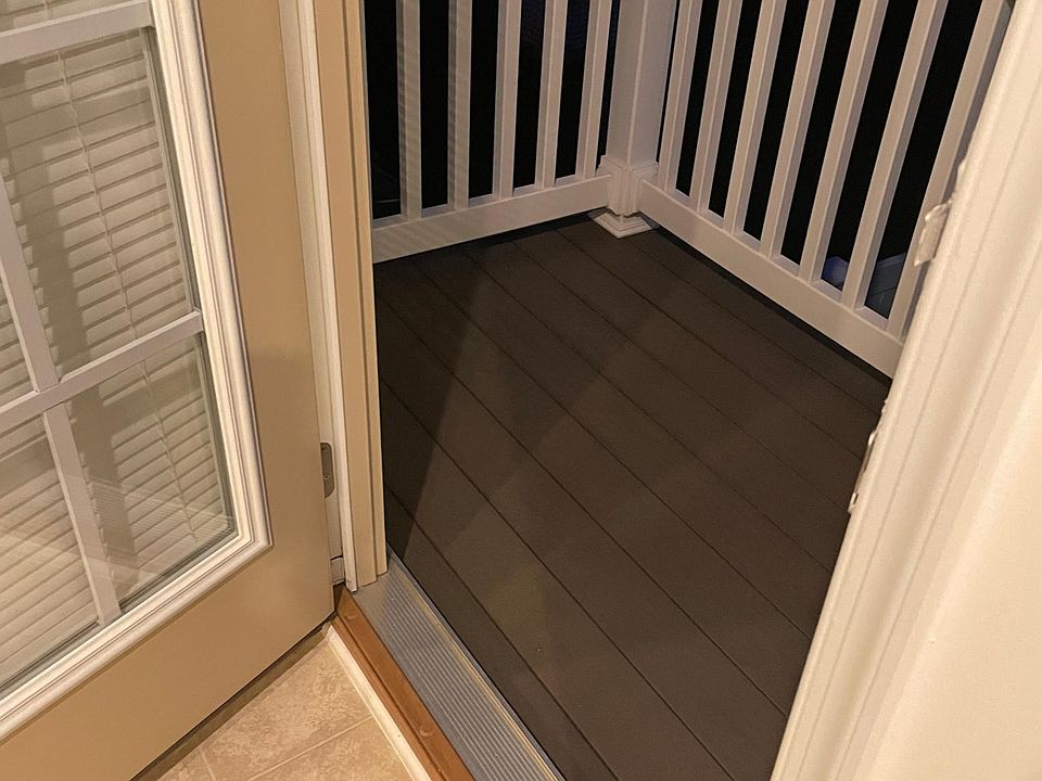 Juliette Balcony