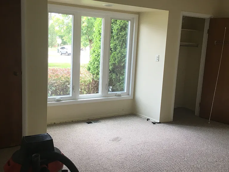 2S058 Churchill Ln — Photo 7