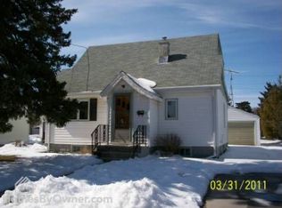 1216 Arlington Ave, Manitowoc, WI 54220