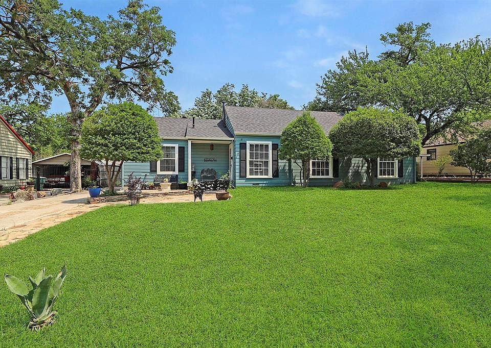 1st image of 4555 Martha Ln