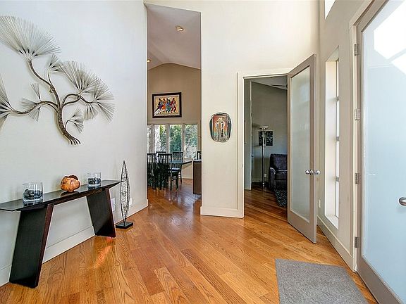 2nd image of 4283-85 Hermosa Way