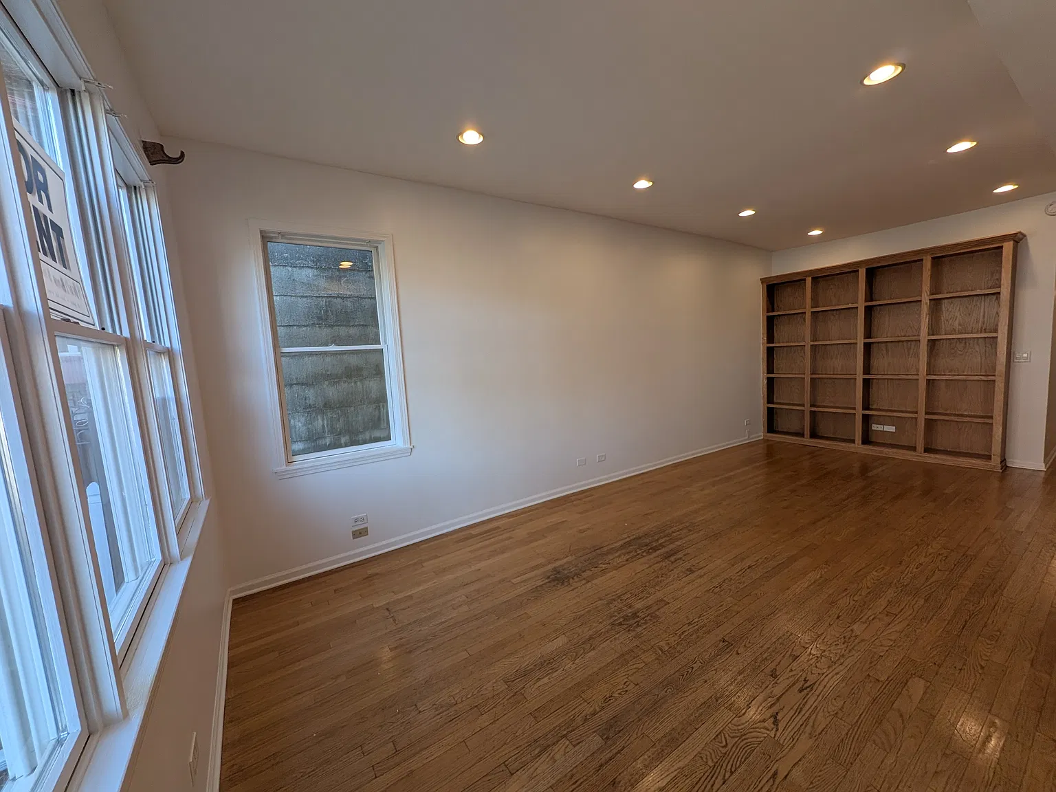 4 bed, 1450 sqft, $3,500 — Photo 2