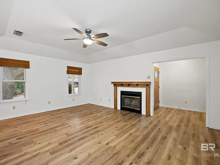 9 Pope Ct — Photo 6