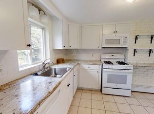 21 Ashland St #2, Medford, MA 02155