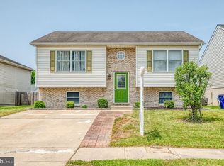 3100 Ebbtide Dr, Edgewood, MD 21040