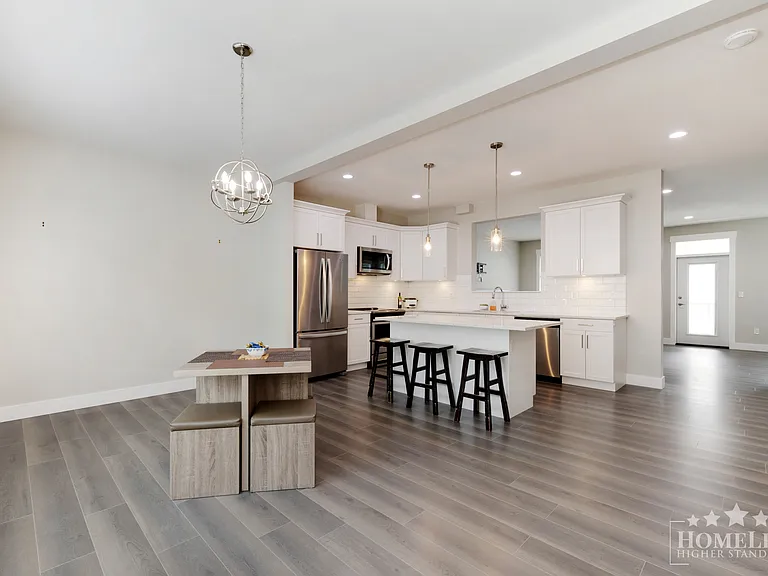 386 Pine Ave #4 — Photo 7