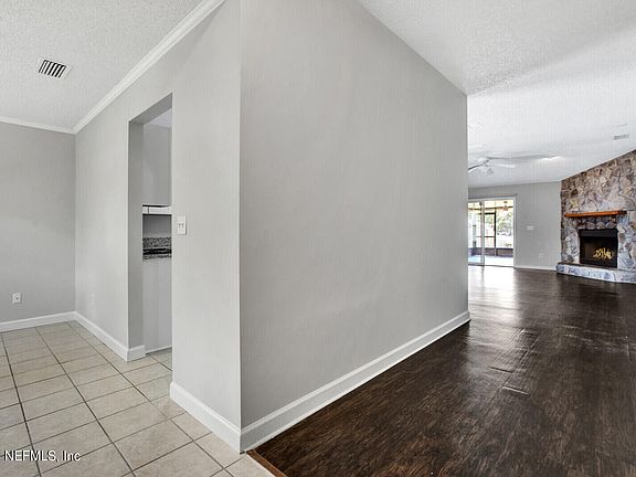 4th image of 1116 HIDDEN COVE Circle N