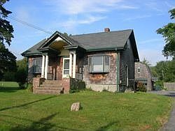 1930's Cape on 2+ acres