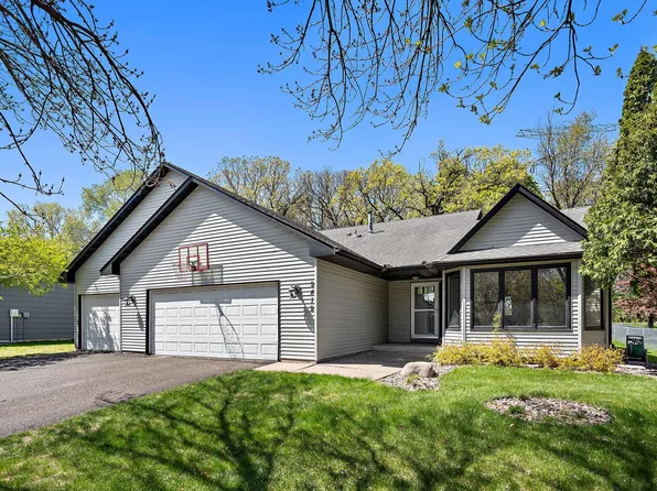 9419 James Ave N, Brooklyn Park, MN 55444