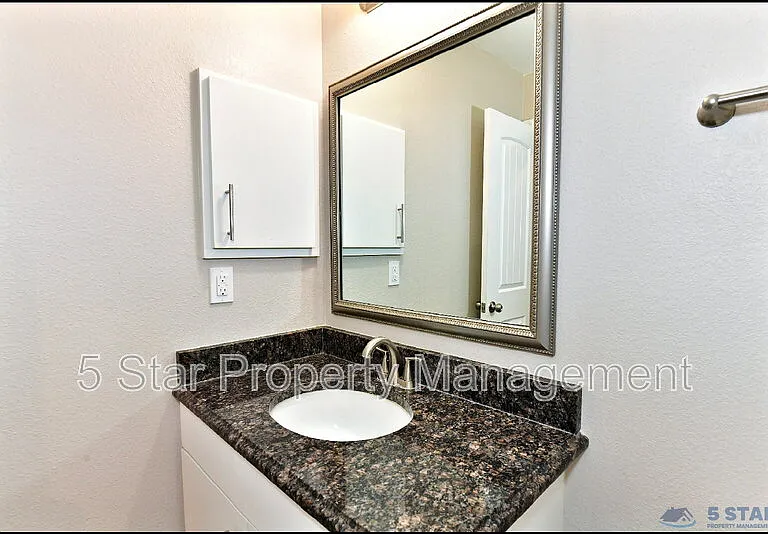 963 Aircoupe Way — Photo 36