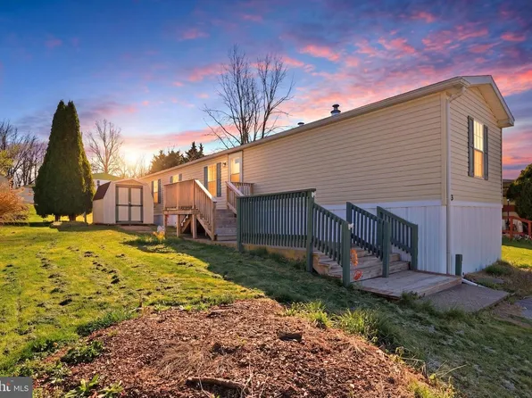 53 Chesapeake Est, Thomasville, PA 17364