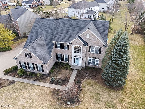3rd image of 33493 Vineyard Park
