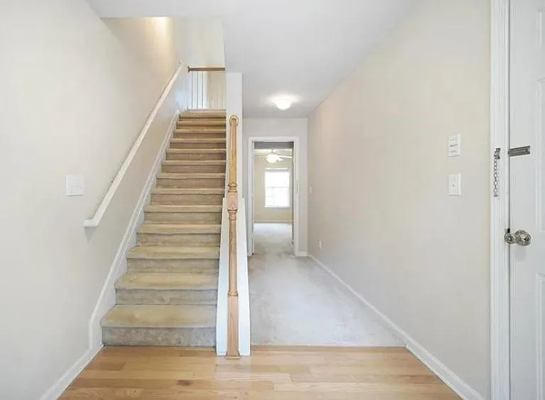 2251 Landing Ridge Dr — Photo 2