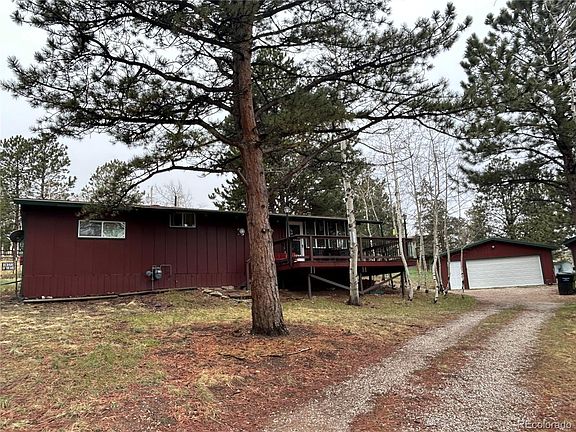 4th image of 305 Burland Drive