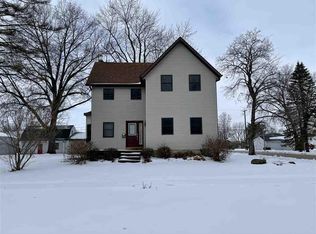 246 N Mason Ave, Amboy, IL 61310