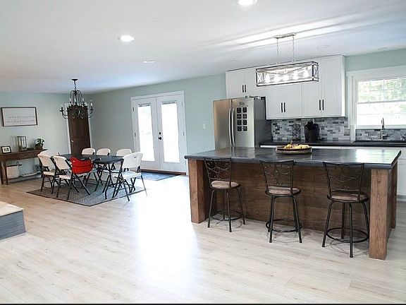 5th image of 67100 Manitee Dr