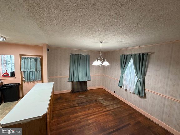 3rd image of 2532 Liberty Pkwy