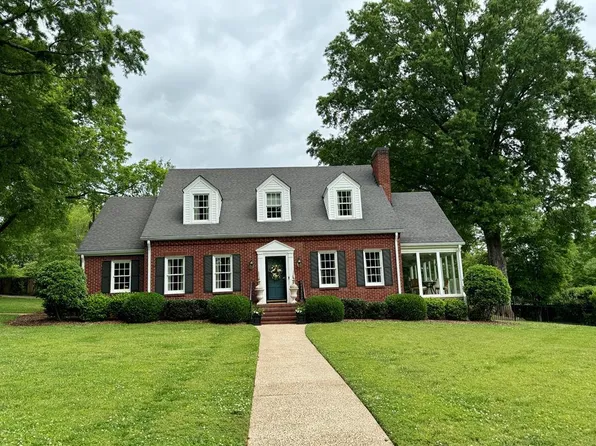 606 Kenilworth Ct, Dalton, GA 30720