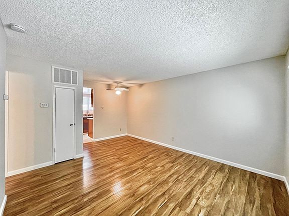 3rd image of 2206 V St #2212-07