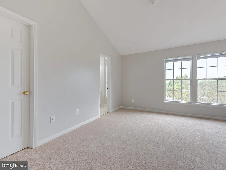 20362 Hartwell St — Photo 19