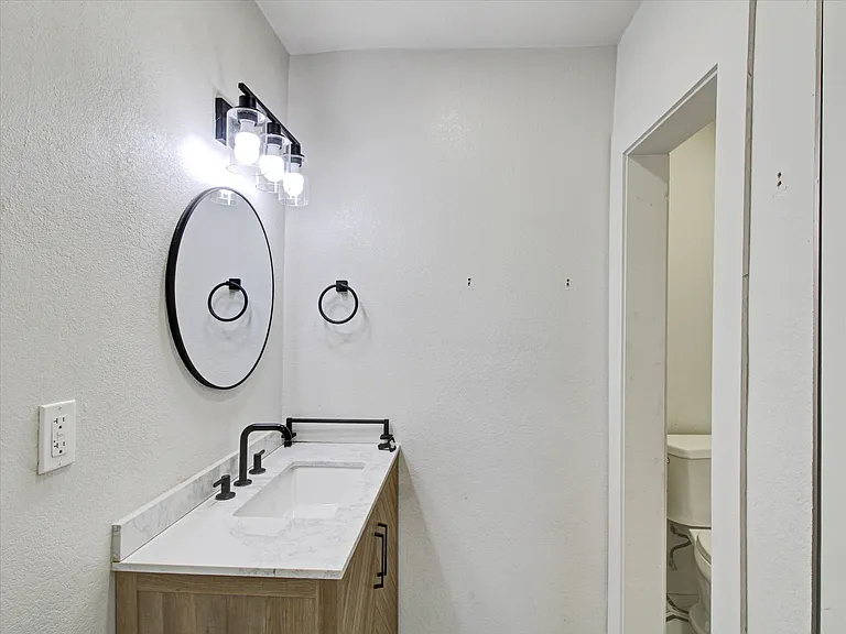 5330 Nottingham Rd — Photo 22