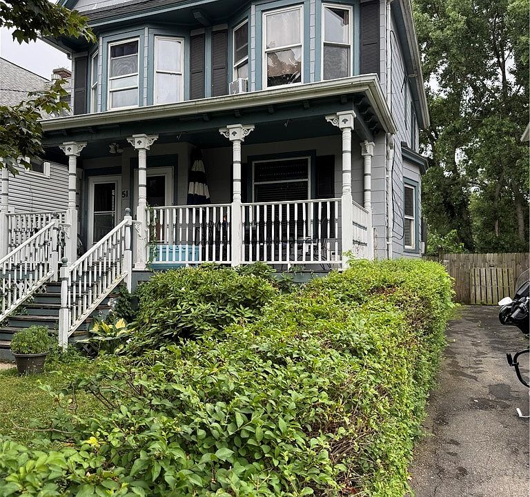 1st image of 51 Ashton Pl