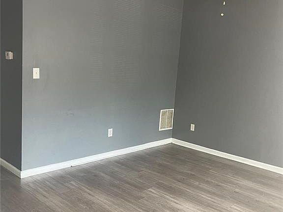 4th image of 3621 Ginnis Rd SW Unit 2