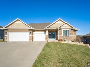 5738 SW 55th St, Topeka, KS 66610