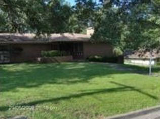 403 Shawnee Trl, Henderson, TX 75654