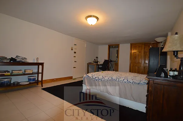 Rented by City Stop Realty | media 49