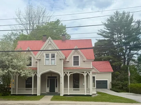 9 N High Street, Bridgton, ME 04009