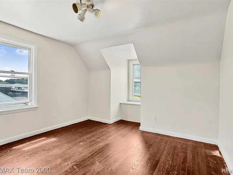 2607 Weithoff Ct — Photo 13