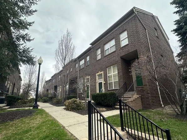 7 Georgetown Ct, Dearborn, MI 48126