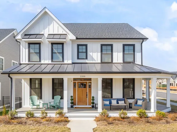 2206 Fowler Cir, Charlottesville, VA 22901