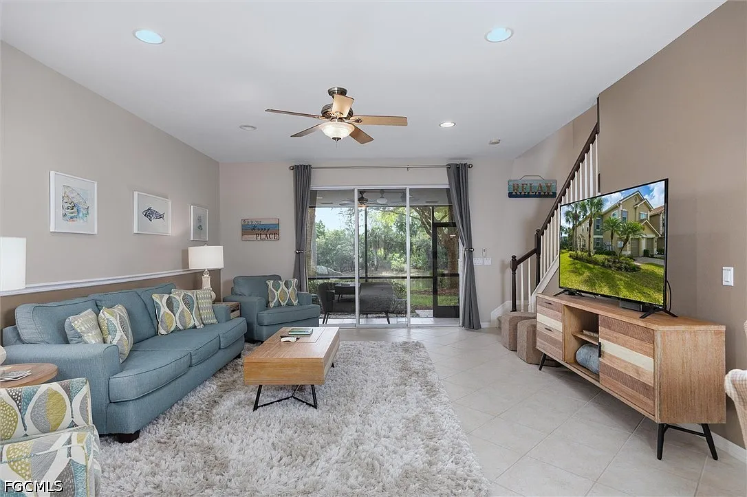 3 bed, 2.5 bath, 1821 sqft, $5,500 — Photo 4