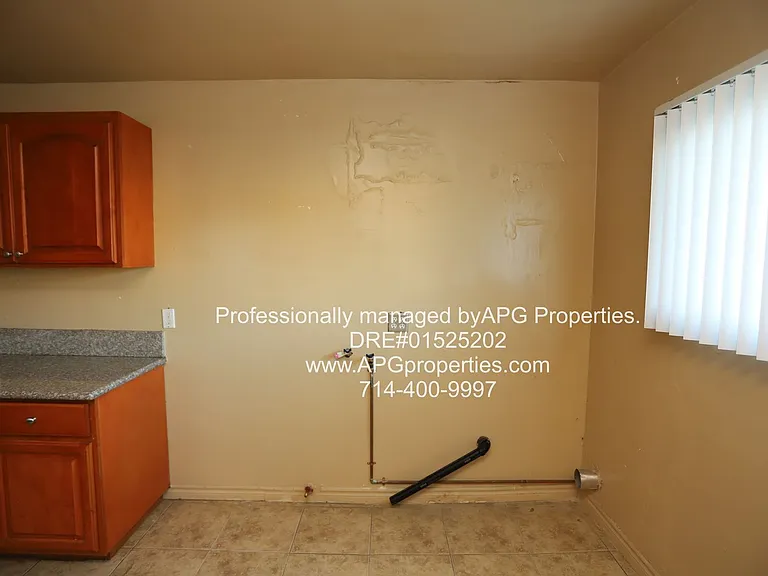 1834 W Gramercy Ave #A — Photo 14