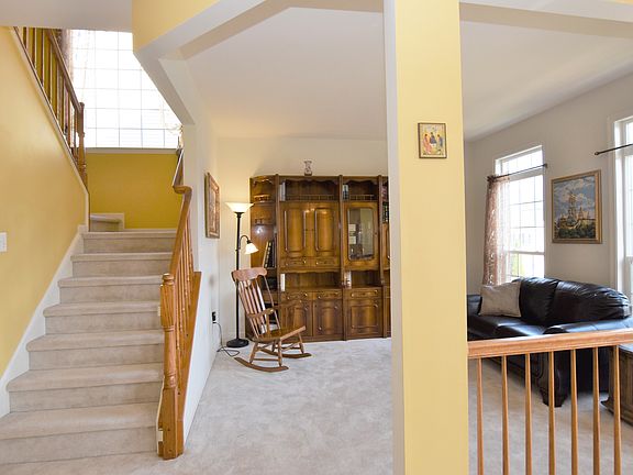 5th image of 12076 Paper Birch Ln