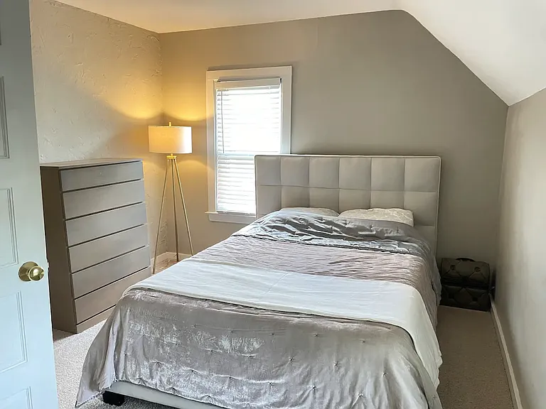 3512 Girard Ave S — Photo 7