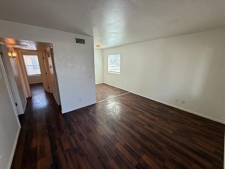 6617 W Ocotillo Rd #202 — Photo 3