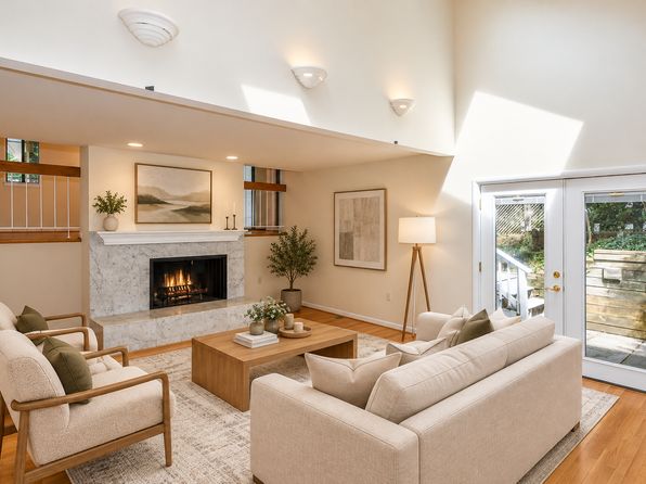 5201 Macarthur Ter NW