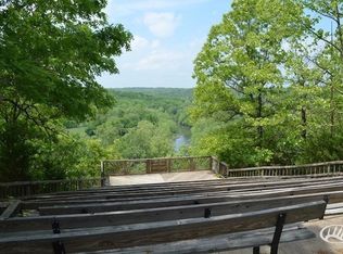 40 Cherry Mountain Dr, Macks Creek, MO 65786