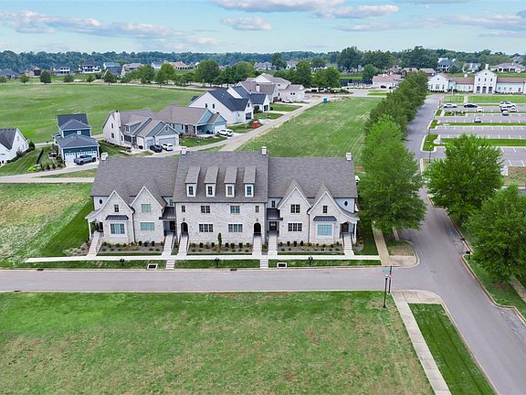 5th image of 553 Park West Ln
