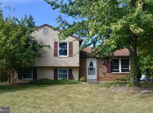 1482 Eden Dr, Frederick, MD 21701