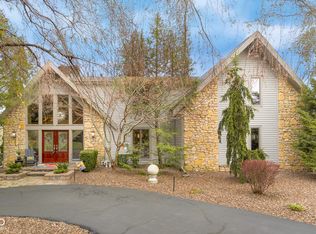 3849 Waycross Dr, Columbus, IN 47203