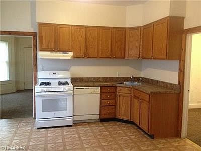 2nd image of 1892 W 52nd St