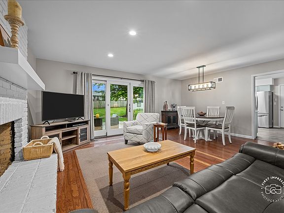 5th image of 1024 Maple Ln