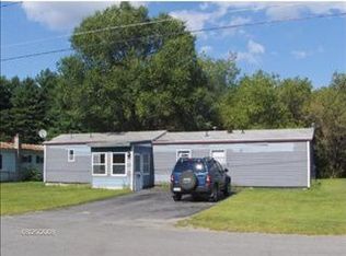 19 N School St, Skowhegan, ME 04976