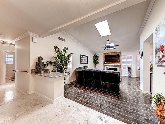 4th image of 2908 Waterview Dr