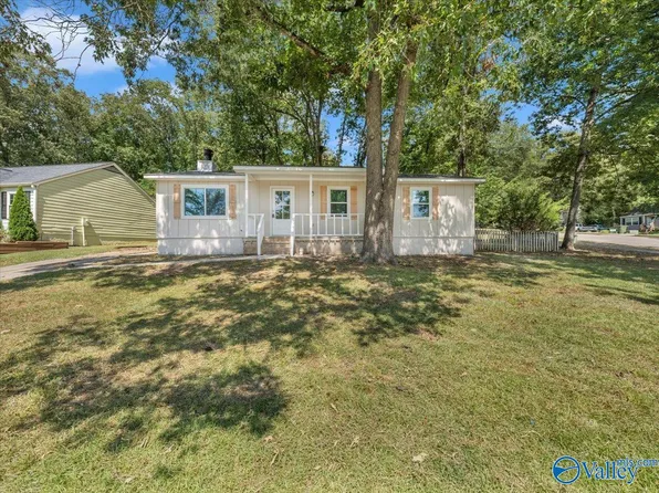 12016 Wyandotte Dr SW, Huntsville, AL 35803